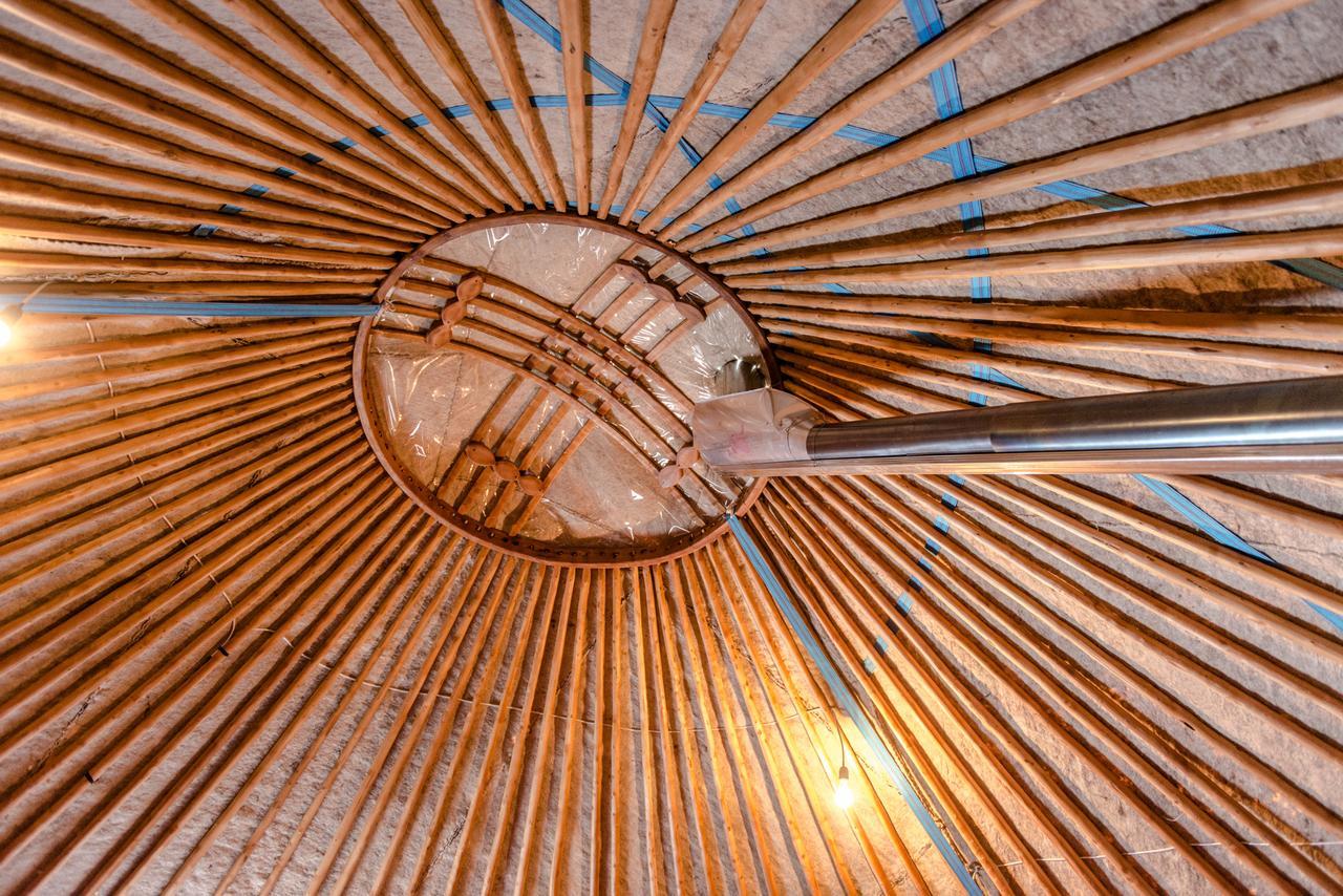 Jyrgalan Yurt Lodge Exterior photo