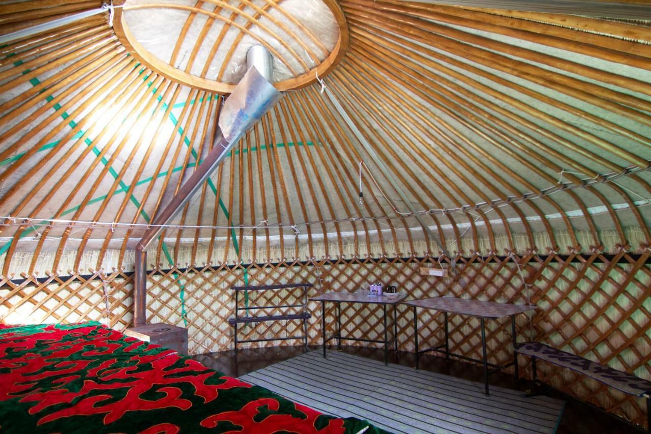 Jyrgalan Yurt Lodge Exterior photo